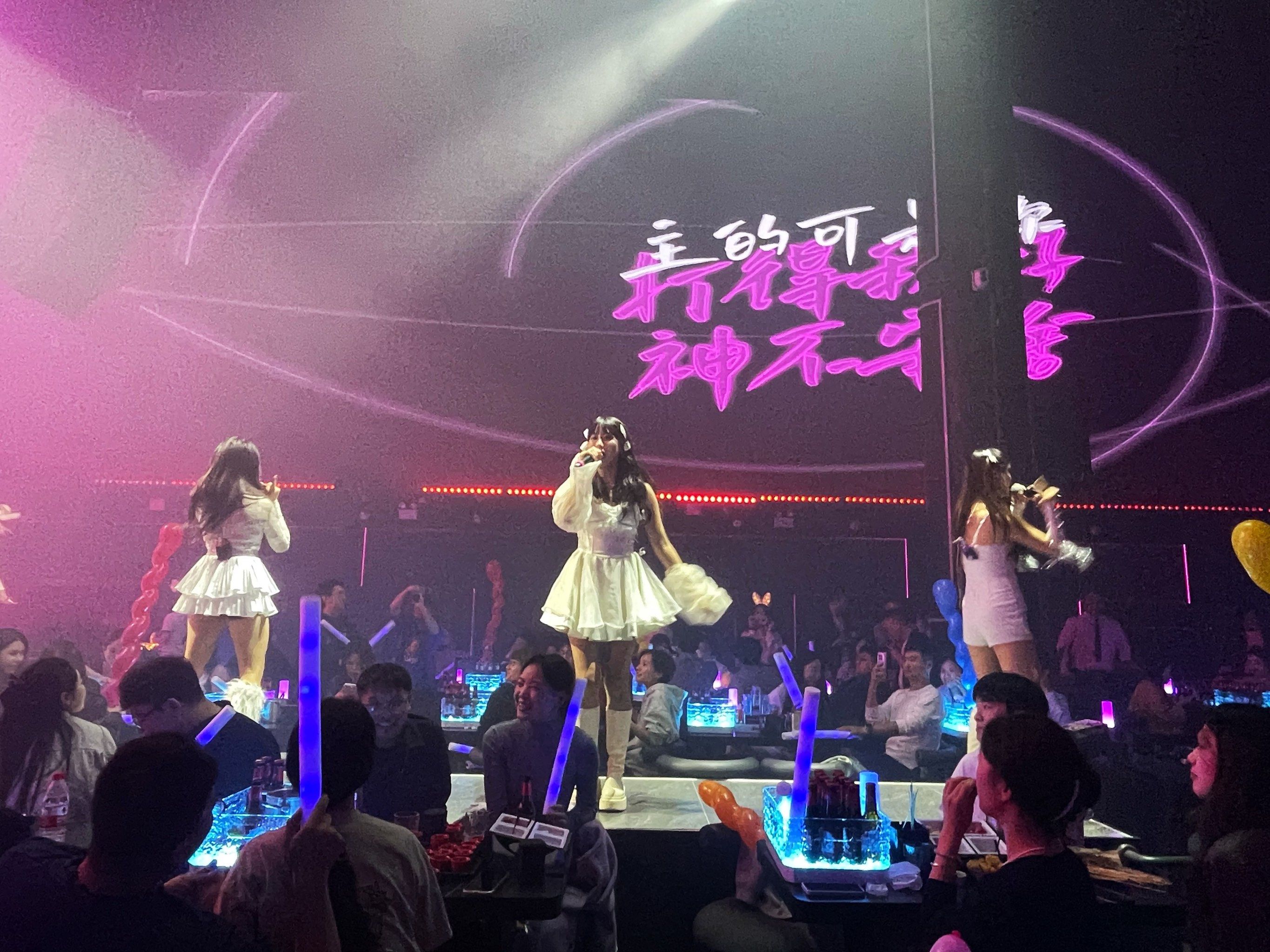 新乡商务ktv优选商务ktv推荐指南-辉县市ktv预订